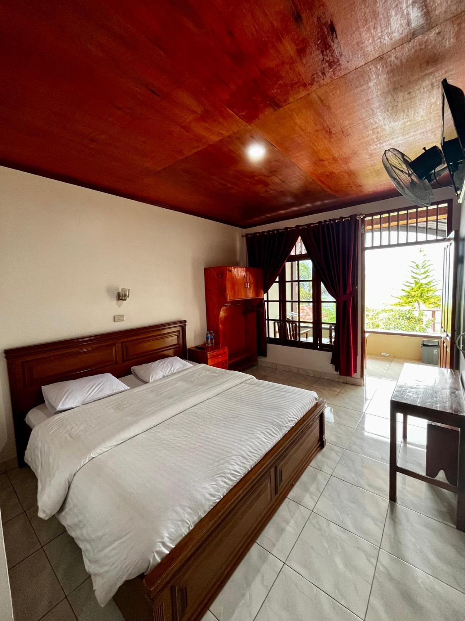 Gokhon Guest House Tuk Tuk Exteriör bild