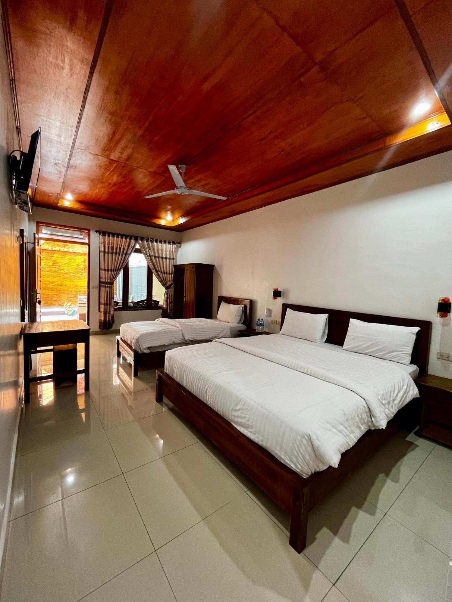 Gokhon Guest House Tuk Tuk Exteriör bild